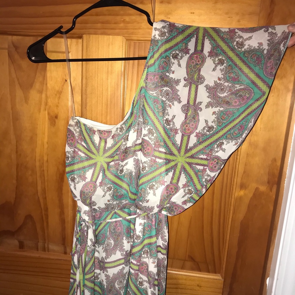 Small One Shoulder Dress - Picture 2 of 5